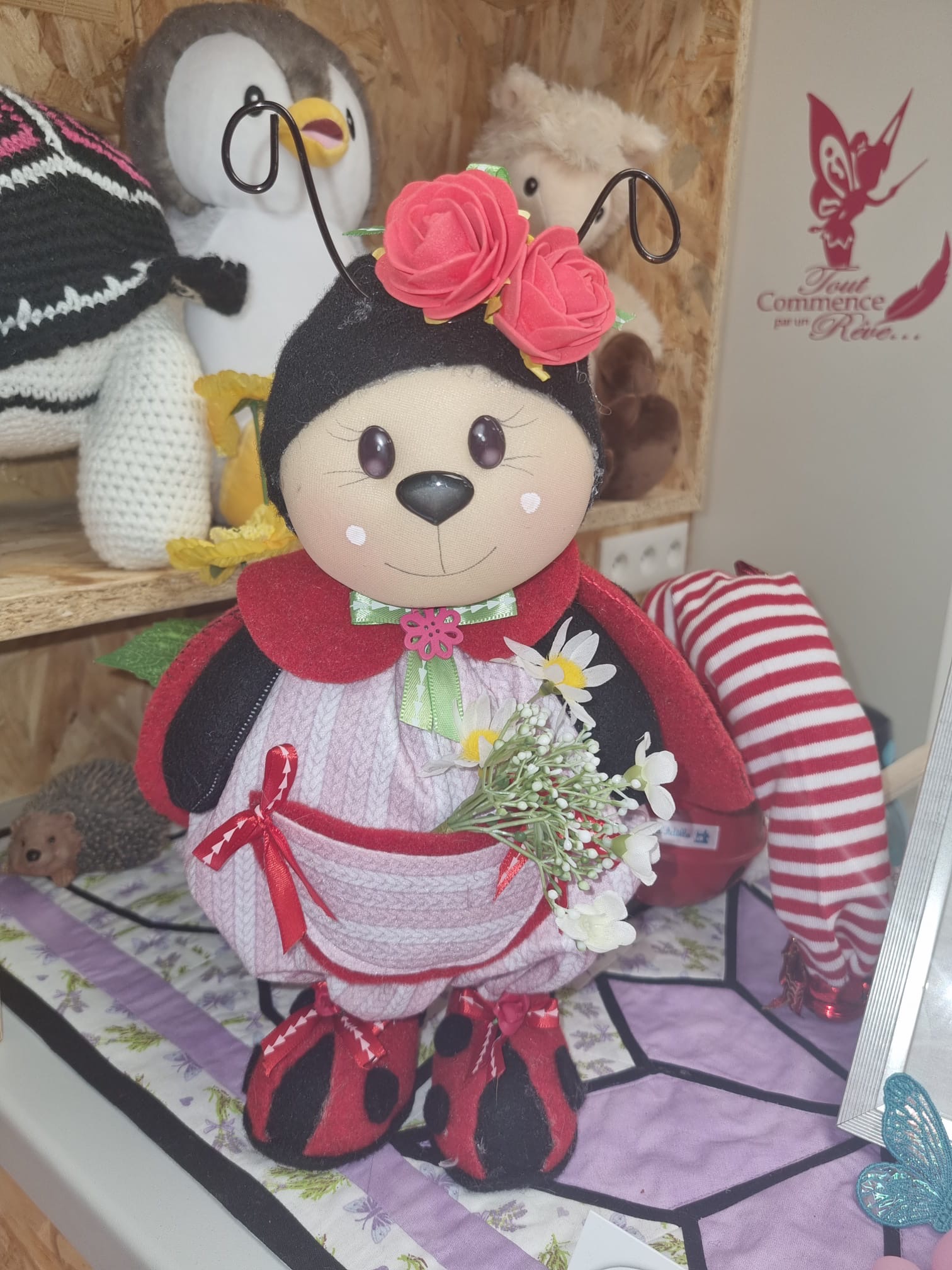 coccinelle-personnage-artisanal